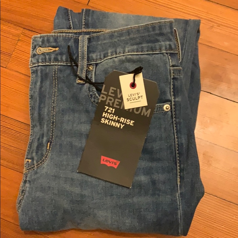 Levi’s 721 sculpt